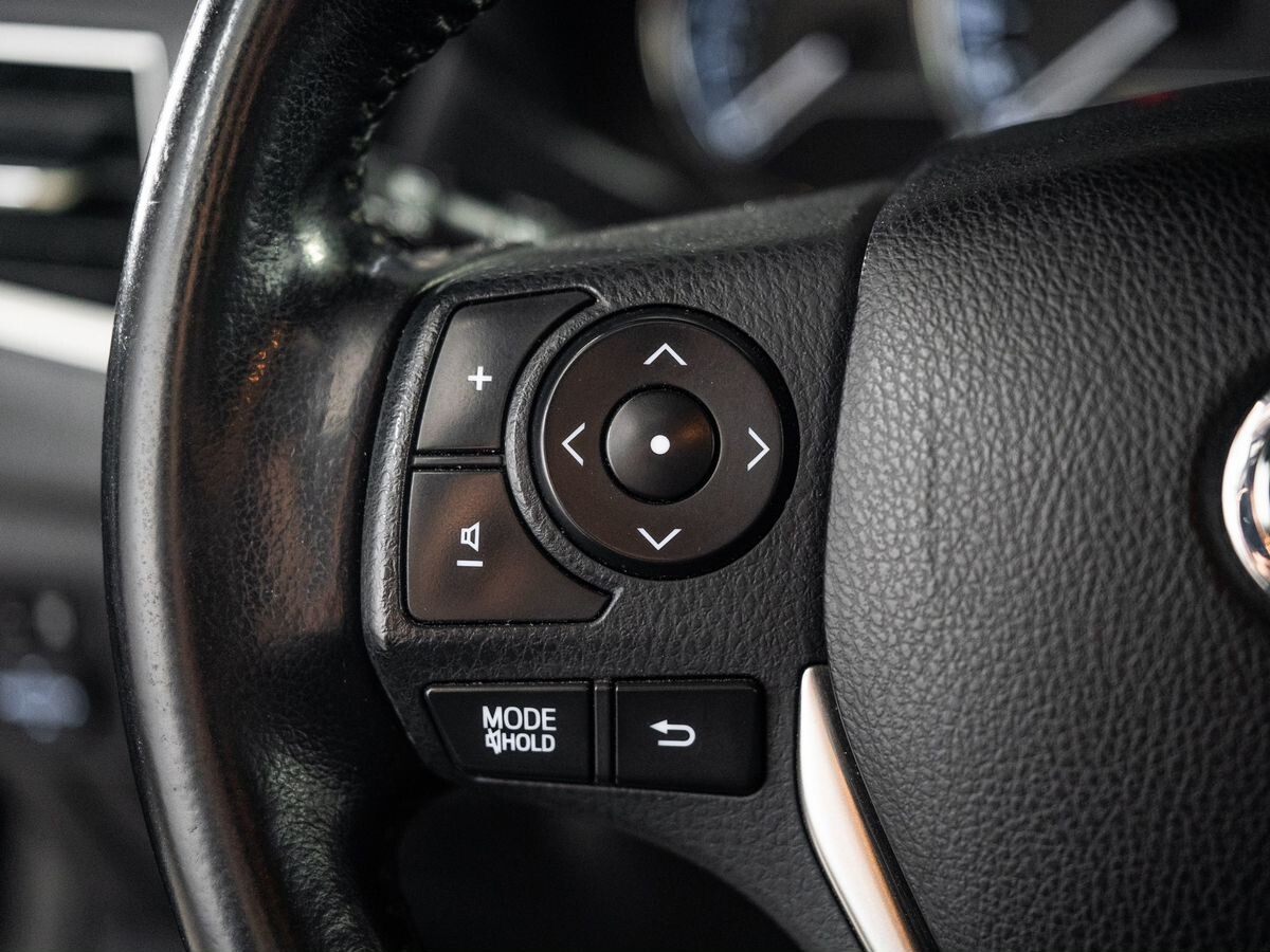 Toyota Corolla 2014 - фото автомобиля