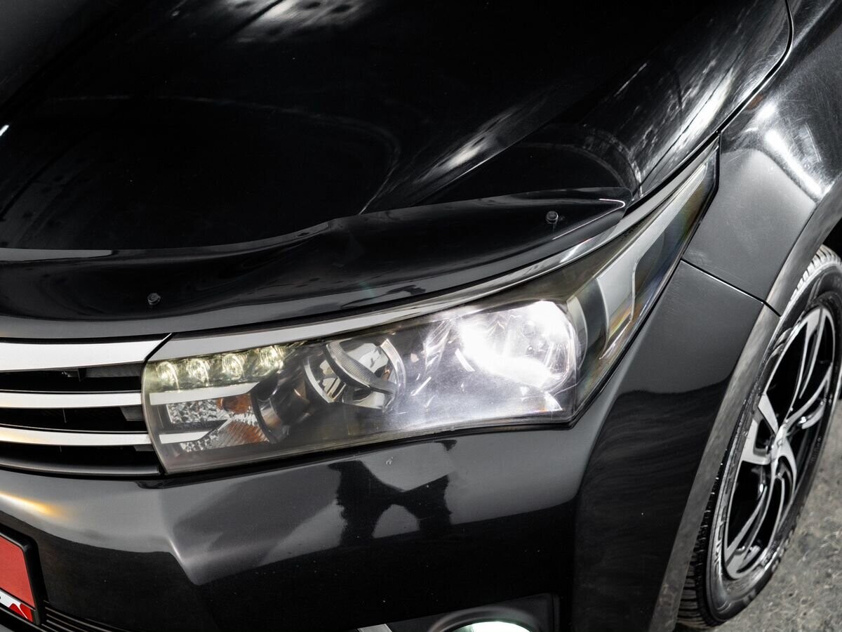 Toyota Corolla 2014 - фото автомобиля