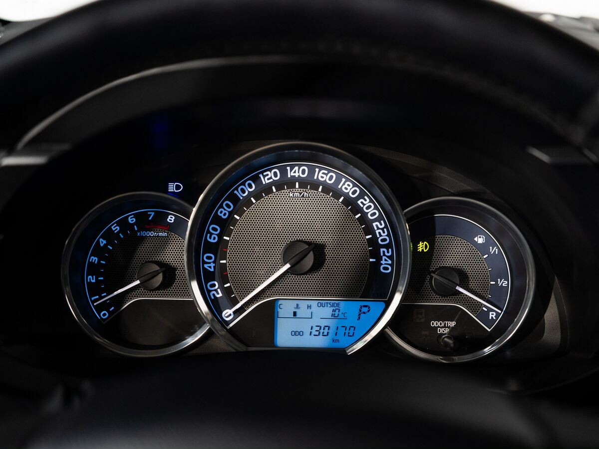 Toyota Corolla 2014 - фото автомобиля
