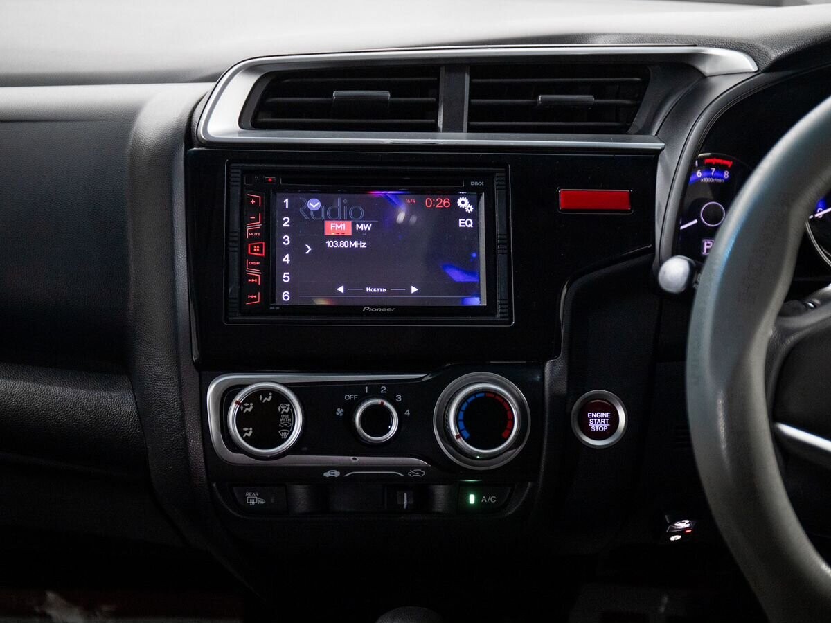 Honda Fit 2013 - фото автомобиля