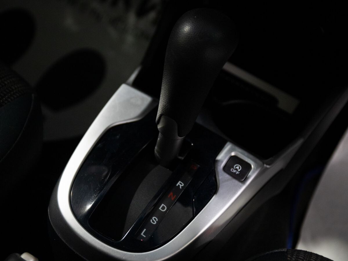 Honda Fit 2013 - фото автомобиля
