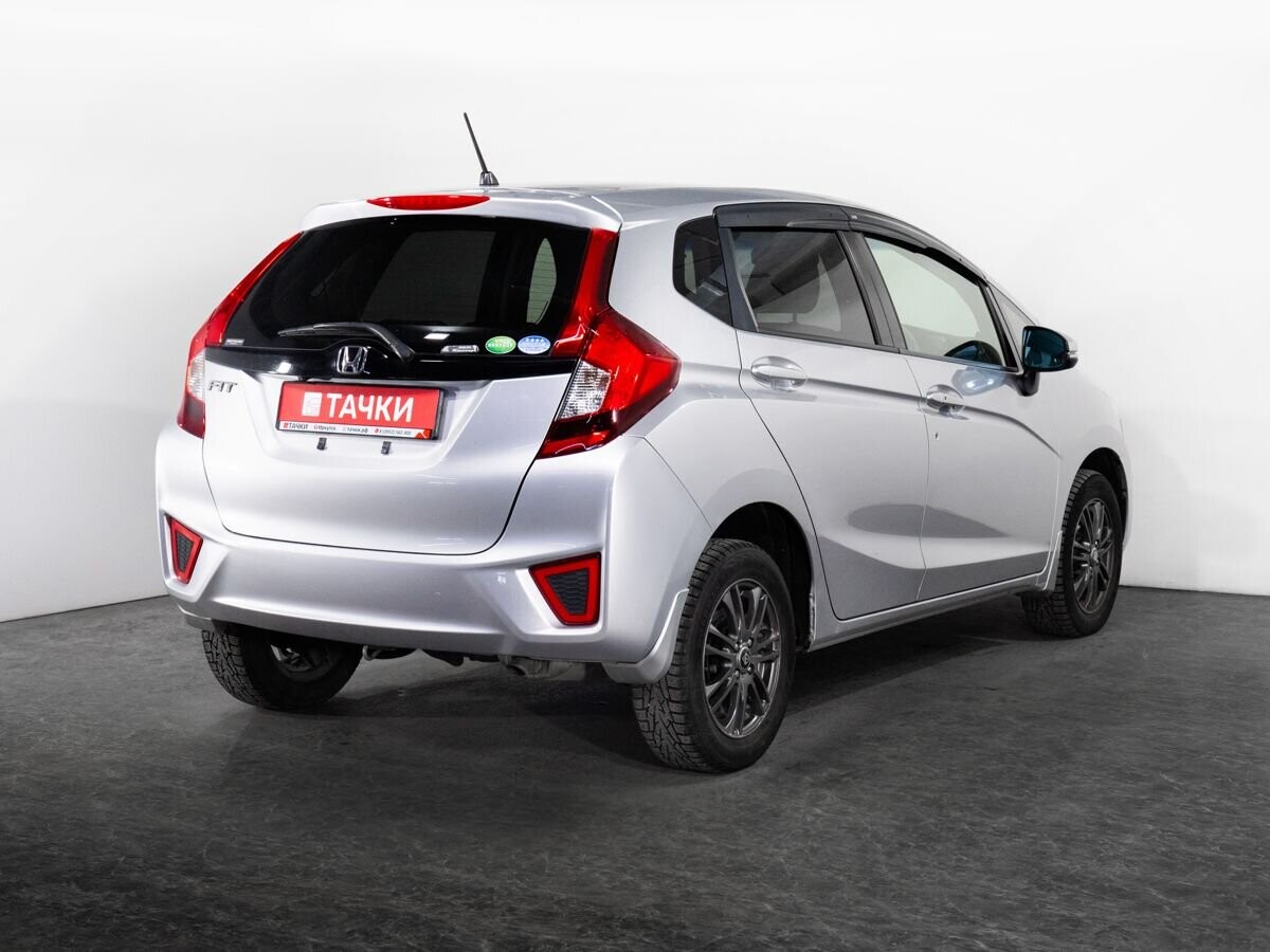 Honda Fit 2013 - фото автомобиля