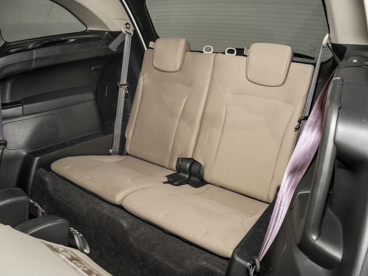 Honda Jade 2015 - фото автомобиля
