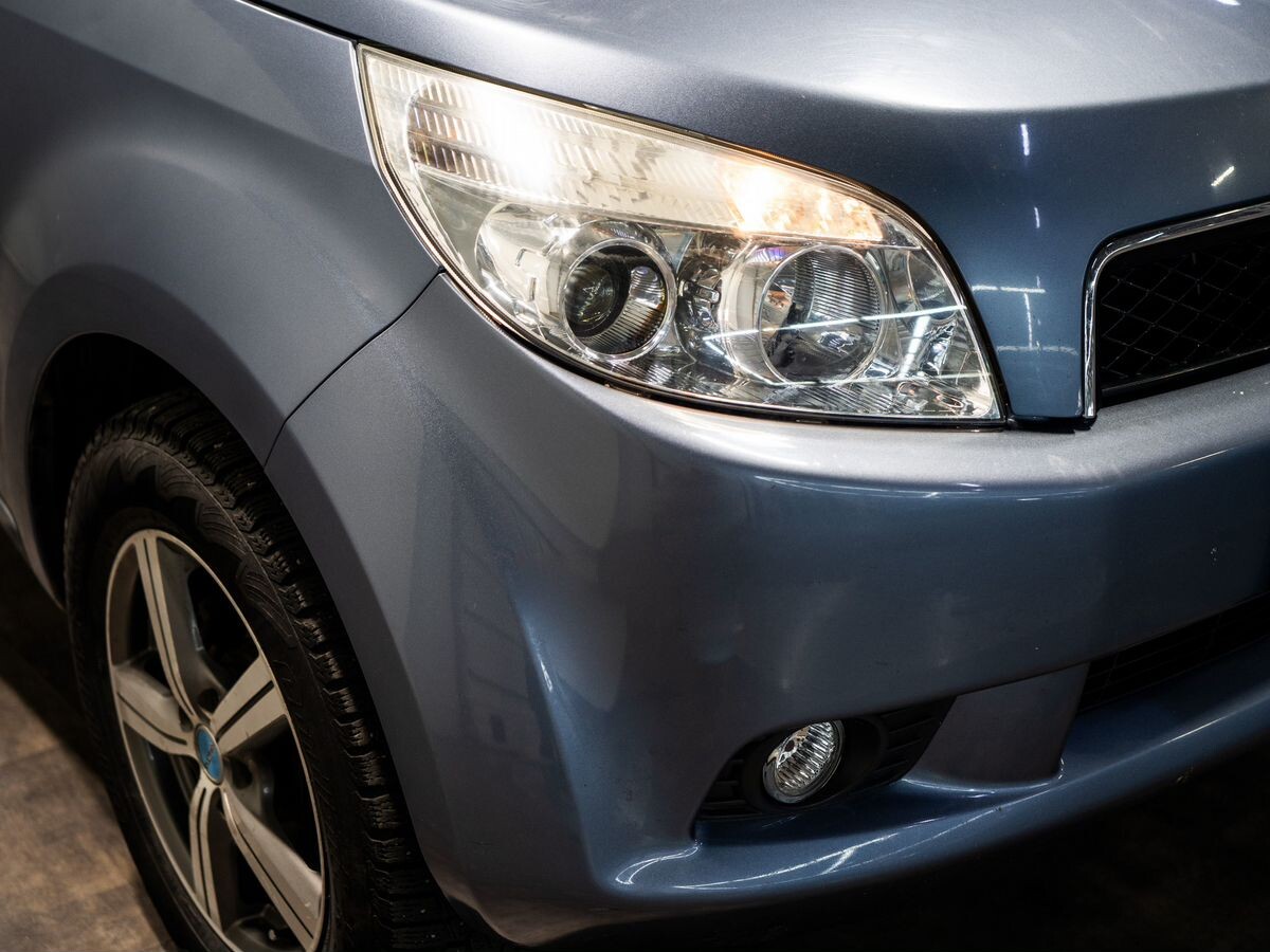 Toyota Rush 2006 - фото автомобиля