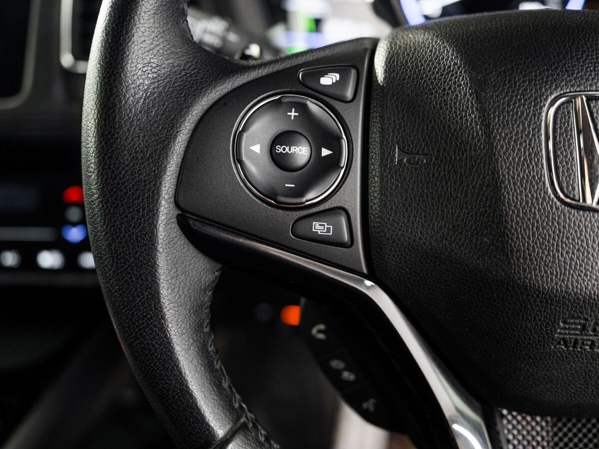 Honda Vezel 2013 - фото автомобиля