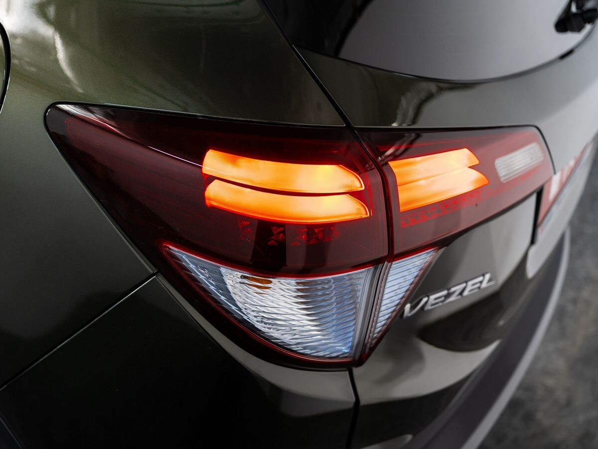 Honda Vezel 2013 - фото автомобиля