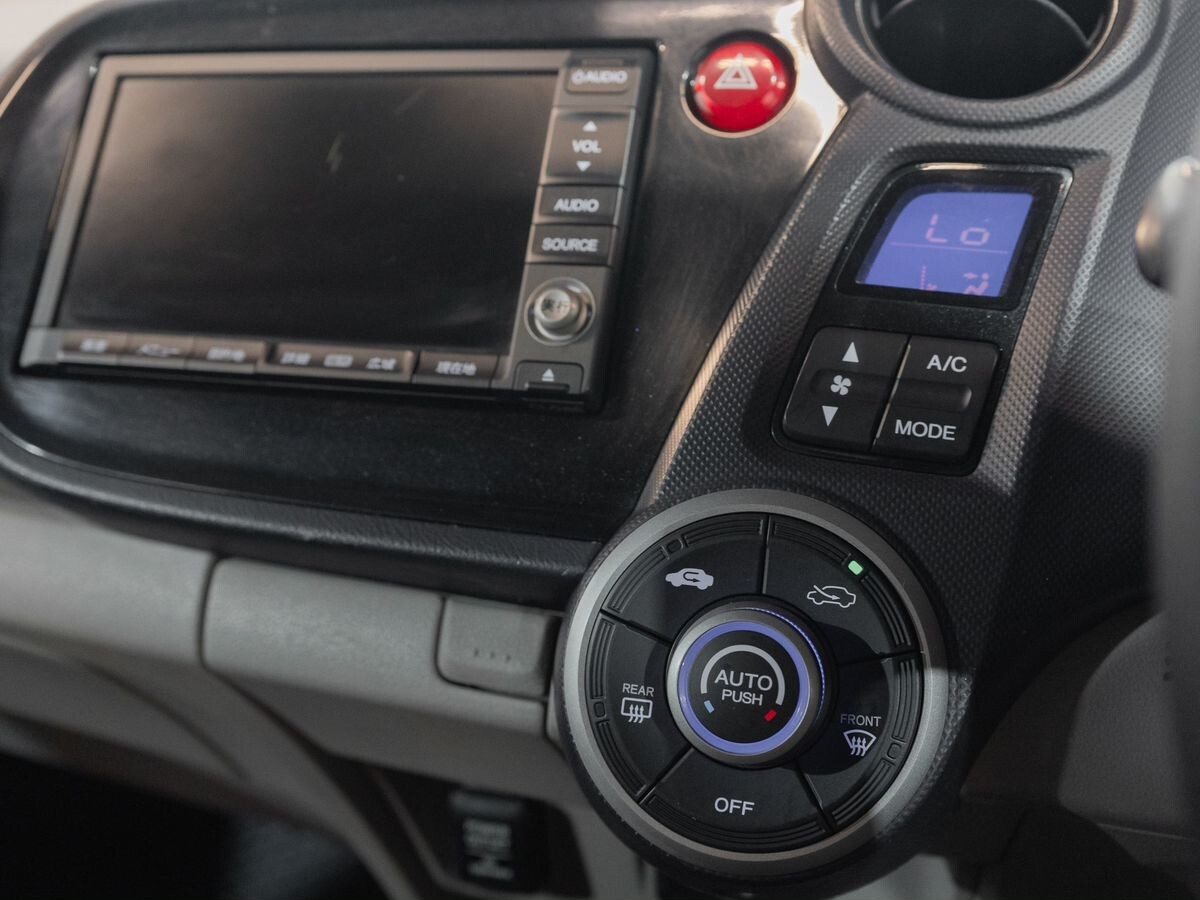 Honda Insight 2009 - фото автомобиля