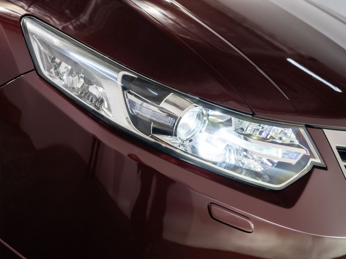 Honda Accord 2011 - фото автомобиля