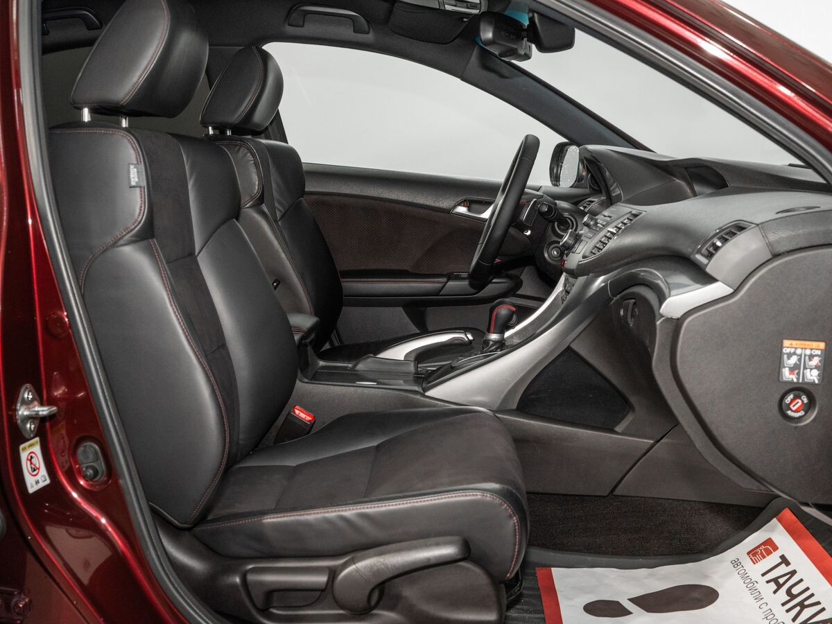 Honda Accord 2011 - фото автомобиля