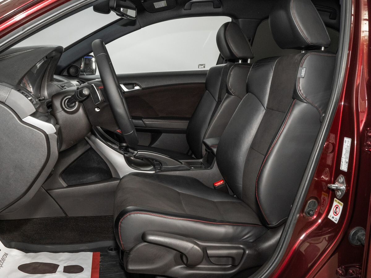 Honda Accord 2011 - фото автомобиля