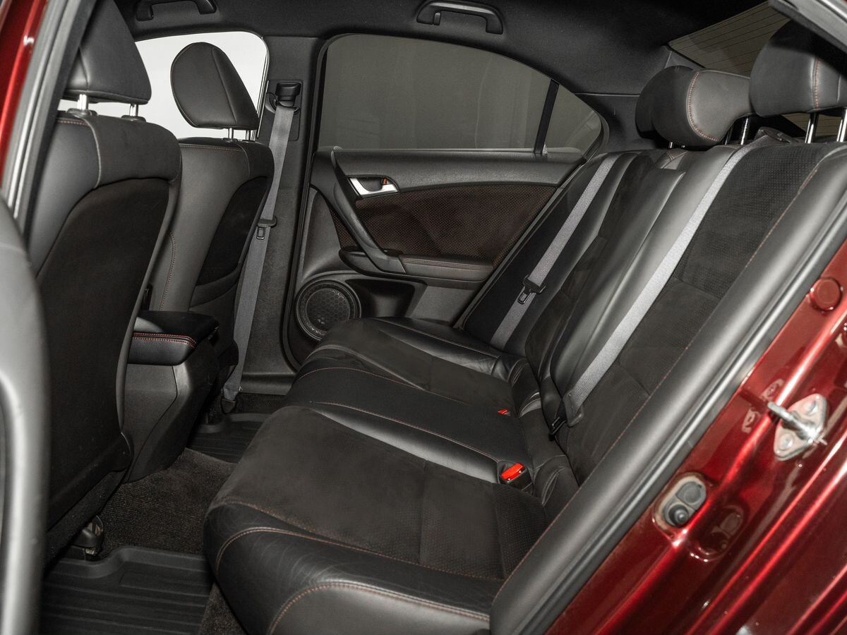 Honda Accord 2011 - фото автомобиля