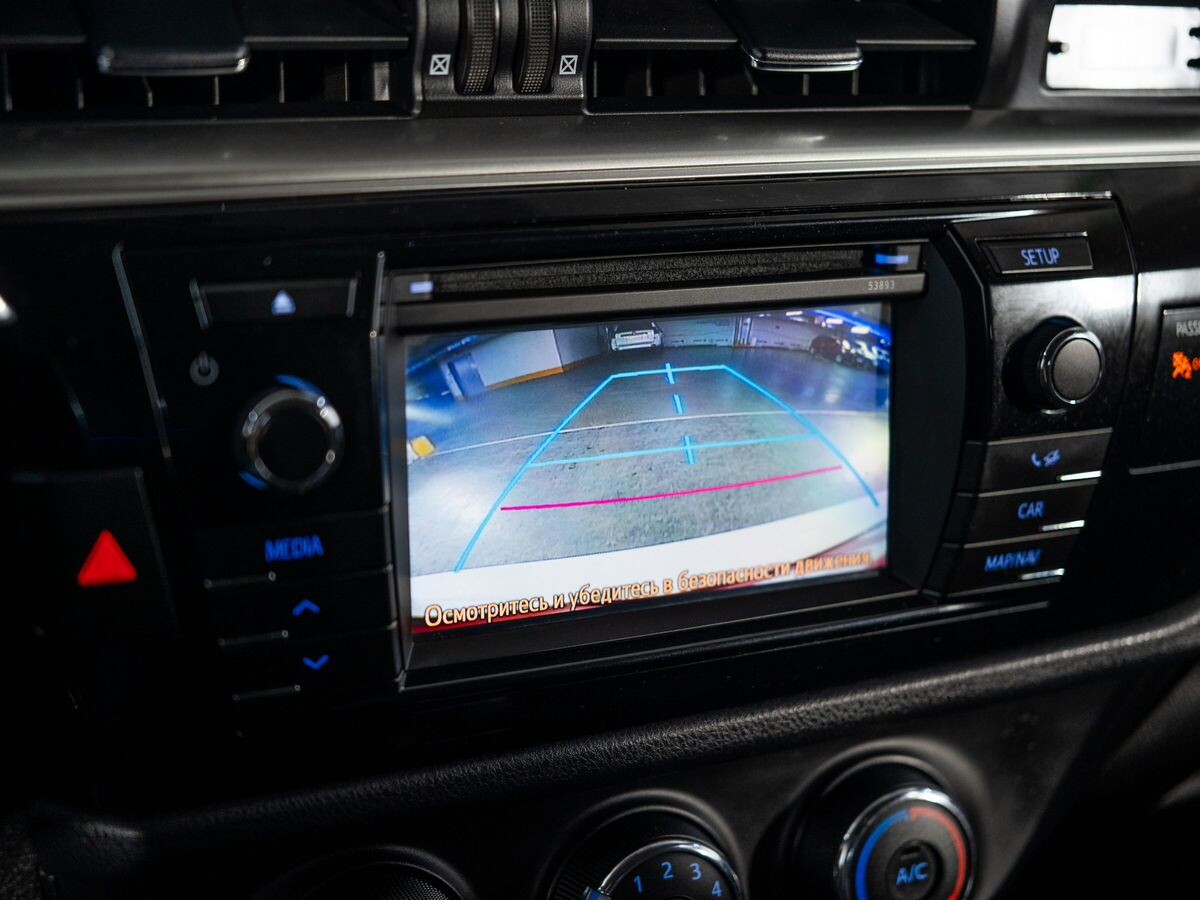 Toyota Corolla 2013 - фото автомобиля