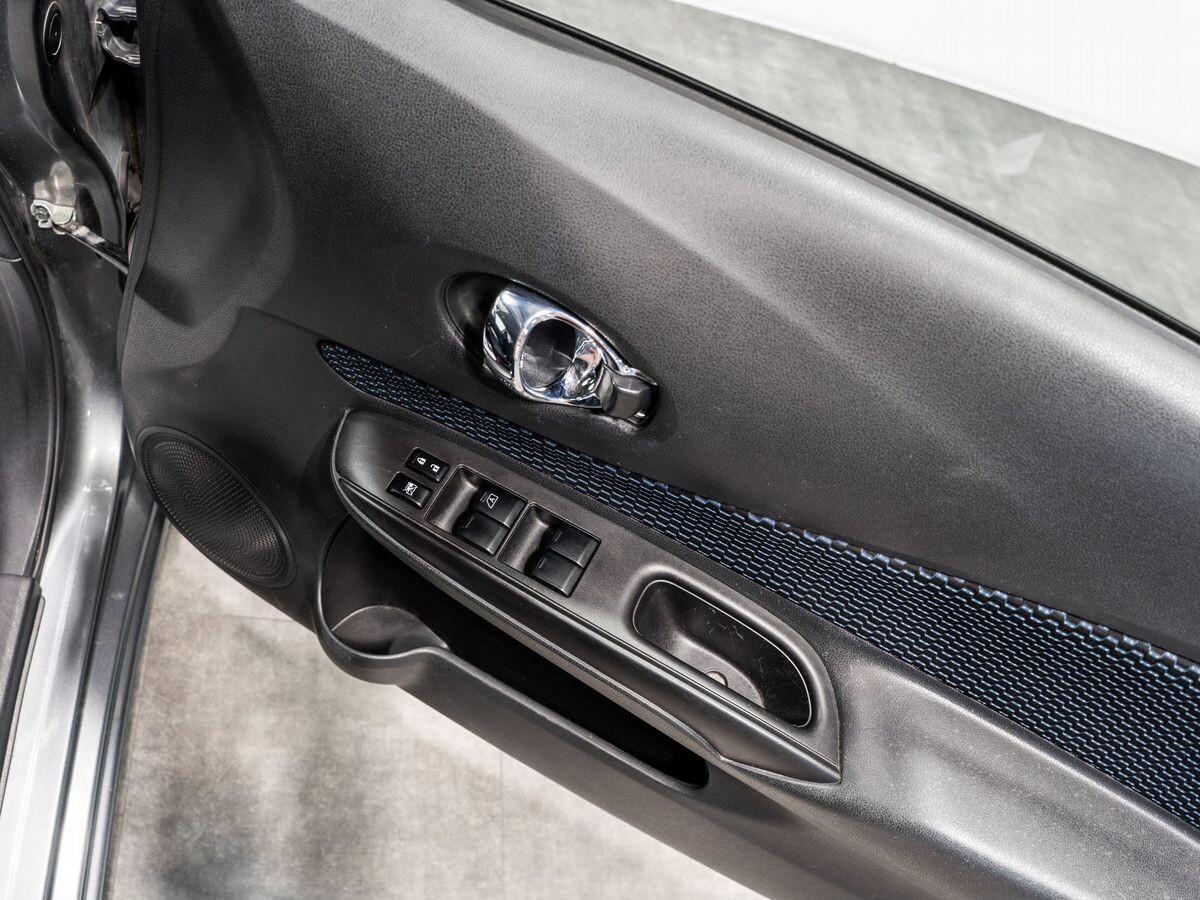 Nissan Note 2015 - фото автомобиля
