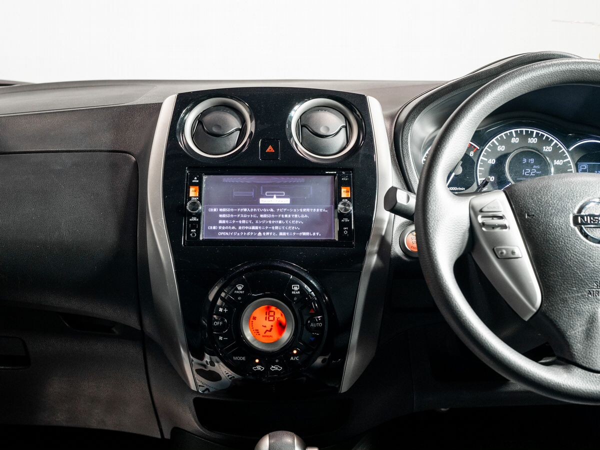 Nissan Note 2015 - фото автомобиля