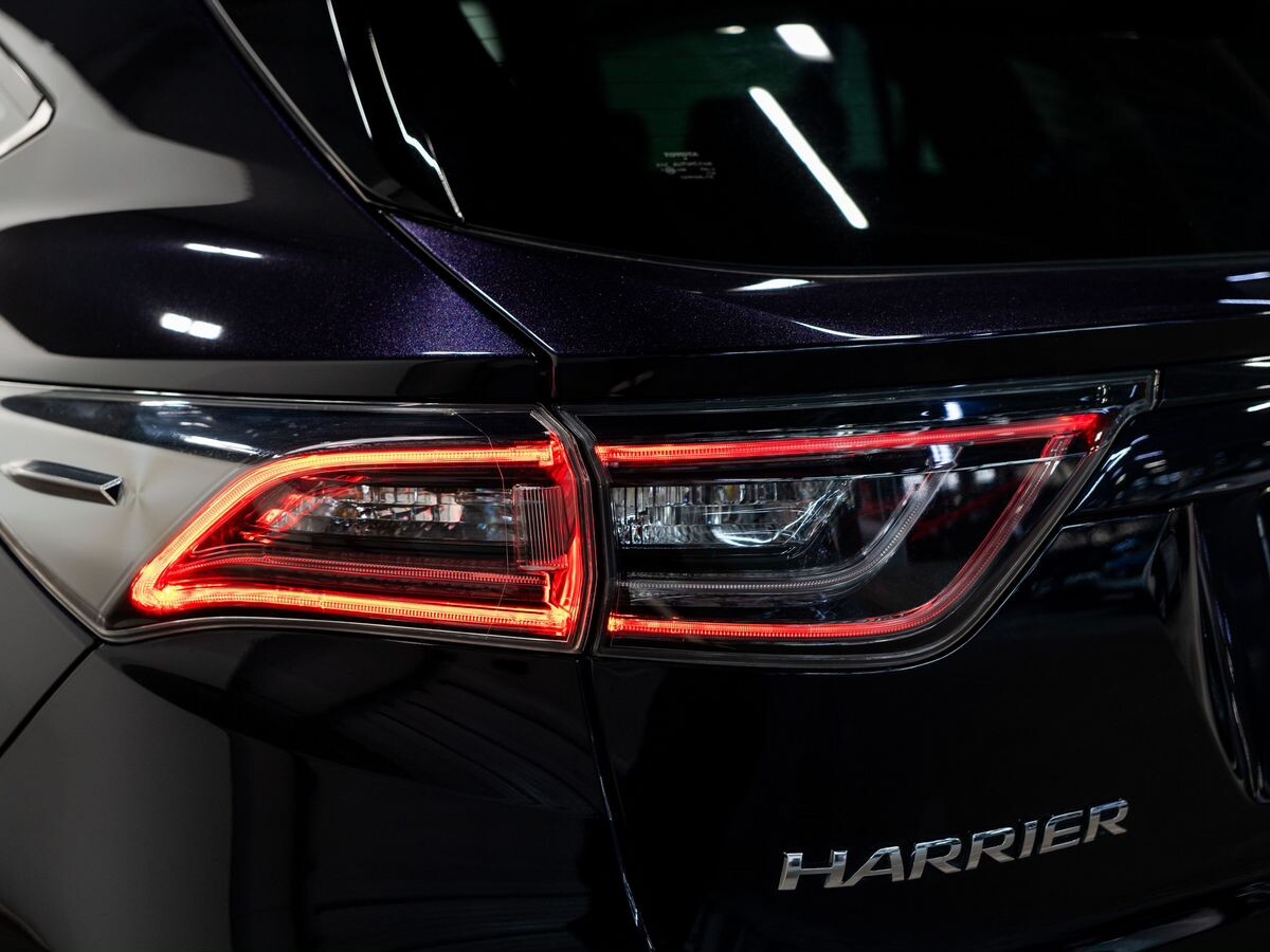 Toyota Harrier 2016 - фото автомобиля