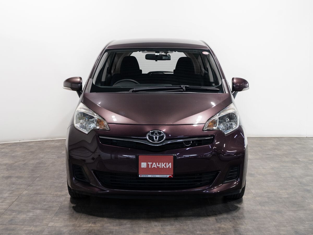 Toyota Ractis 2011 - фото автомобиля