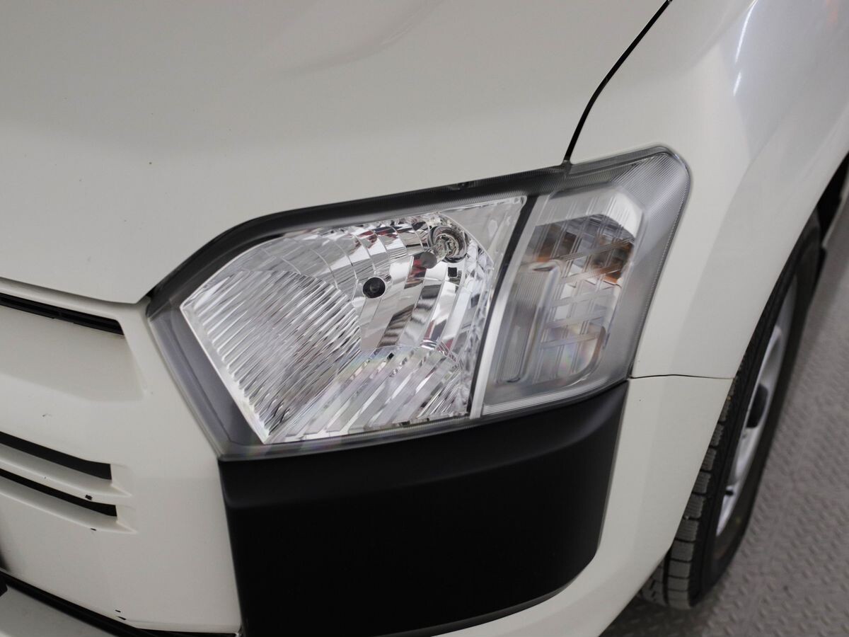Toyota Probox 2021 - фото автомобиля