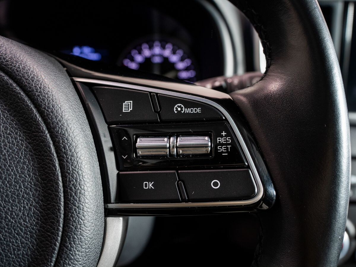 Kia Sportage 2021 - фото автомобиля