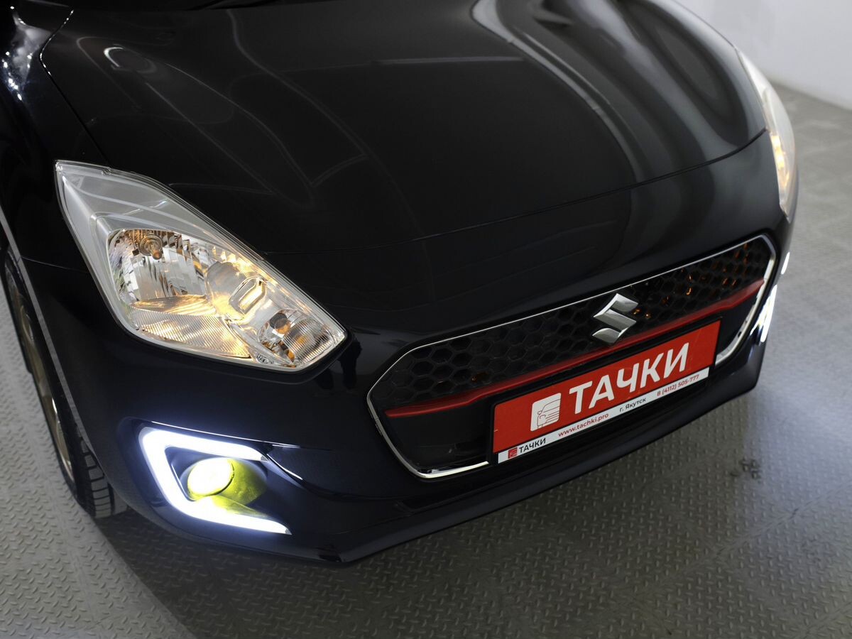 Suzuki Swift 2017 - фото автомобиля