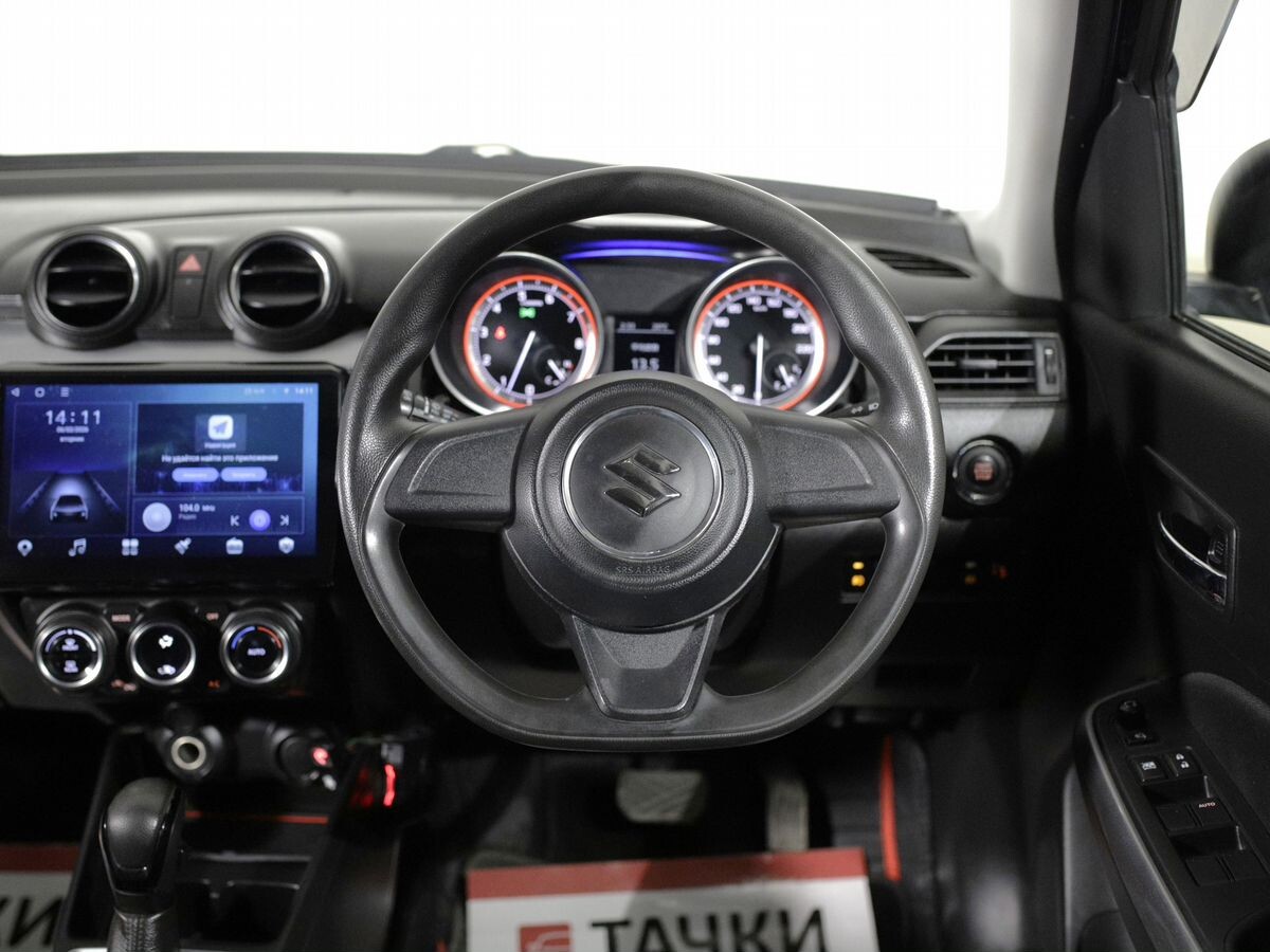 Suzuki Swift 2017 - фото автомобиля