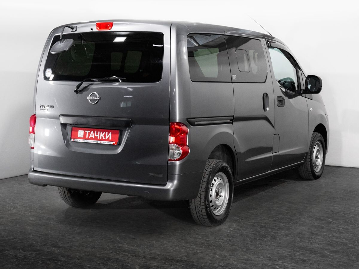 Nissan NV200 2023 - фото автомобиля