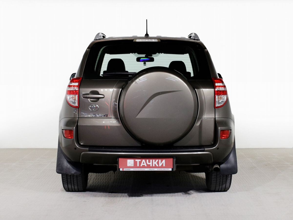 Toyota RAV4 2010 - фото автомобиля