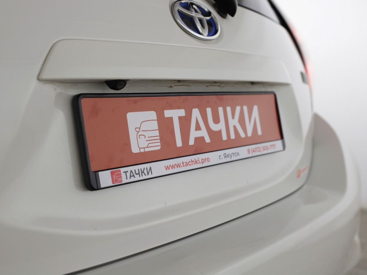 Toyota Aqua 2017 - фото автомобиля