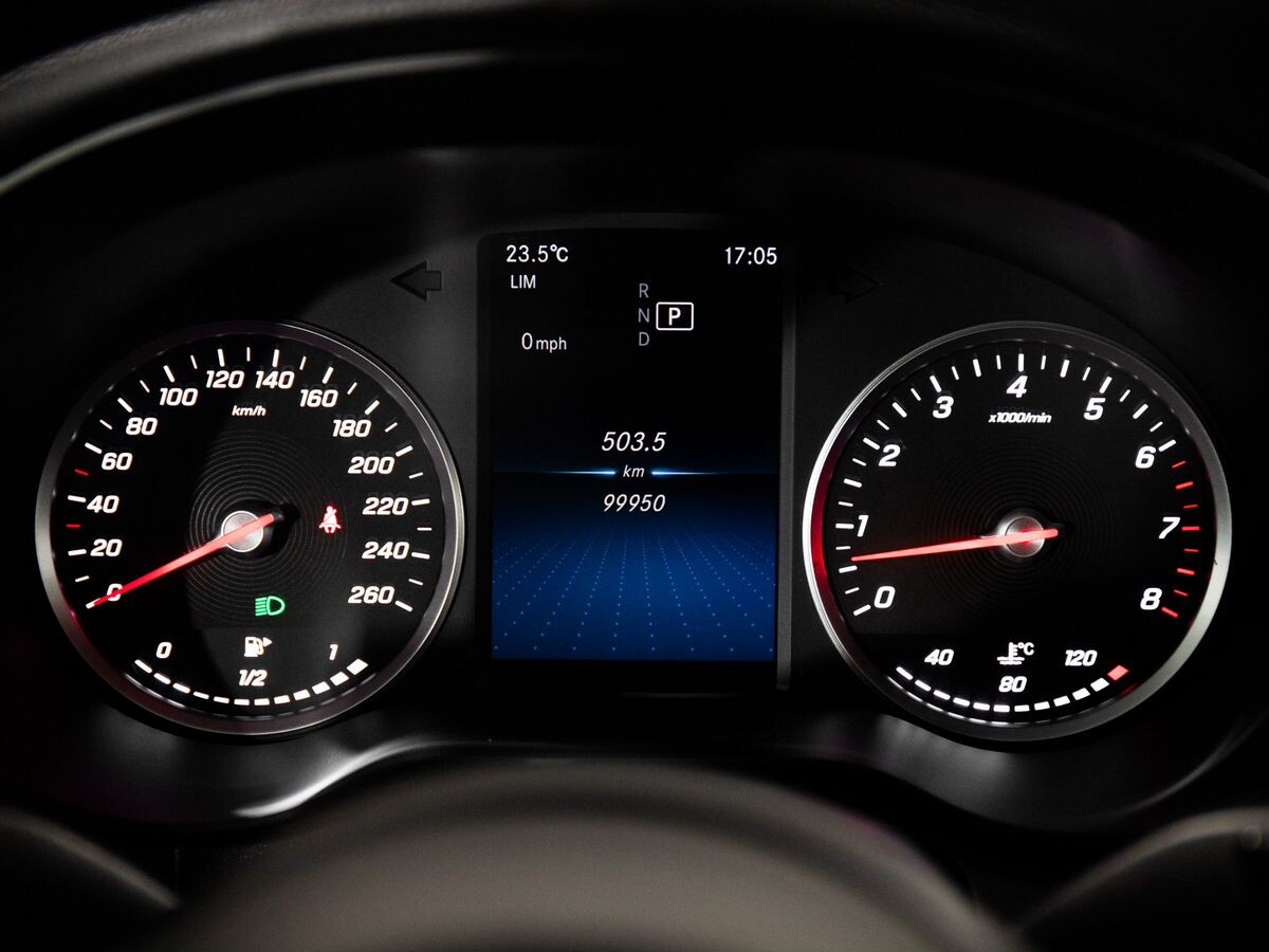 Mercedes-Benz C-Class 2018 - фото автомобиля