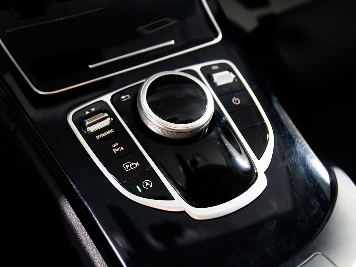 Mercedes-Benz C-Class 2018 - фото автомобиля