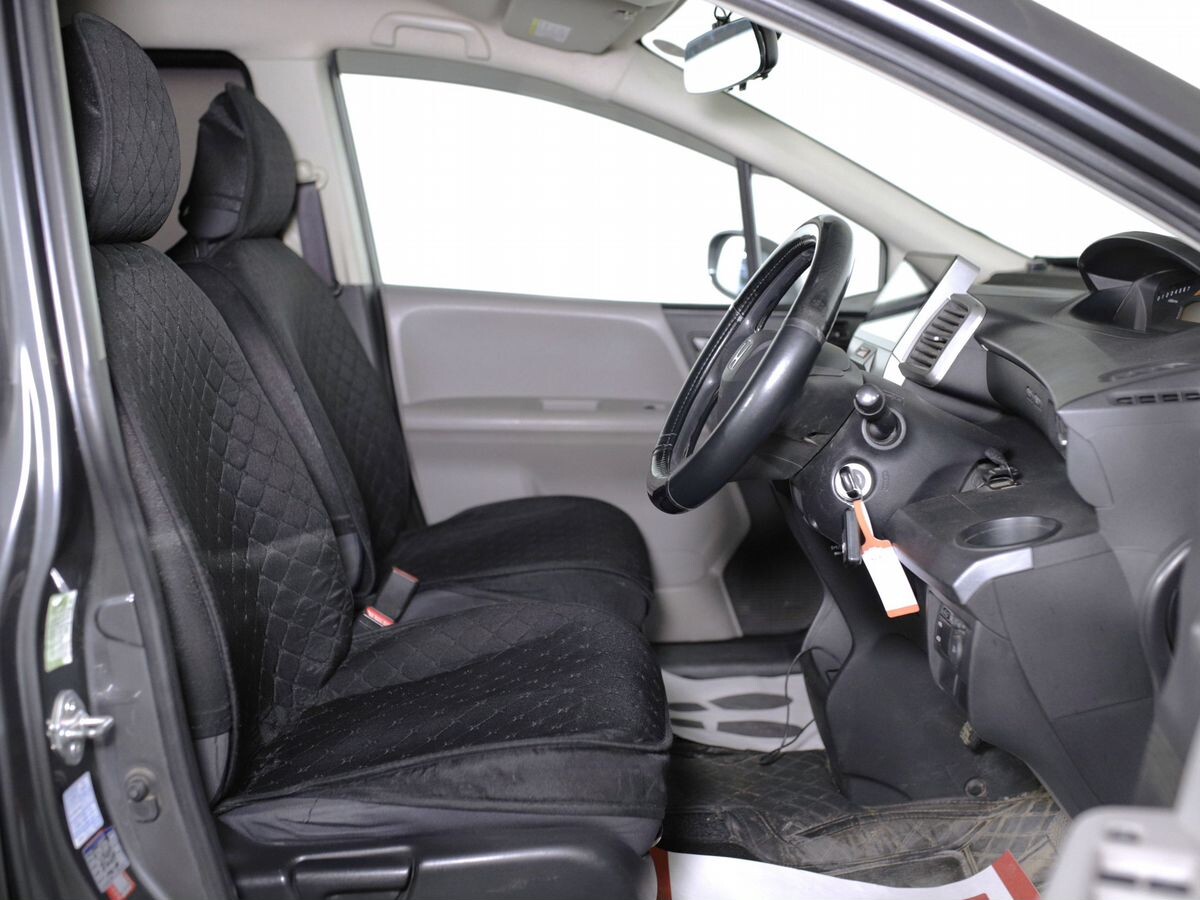 Honda Freed 2010 - фото автомобиля