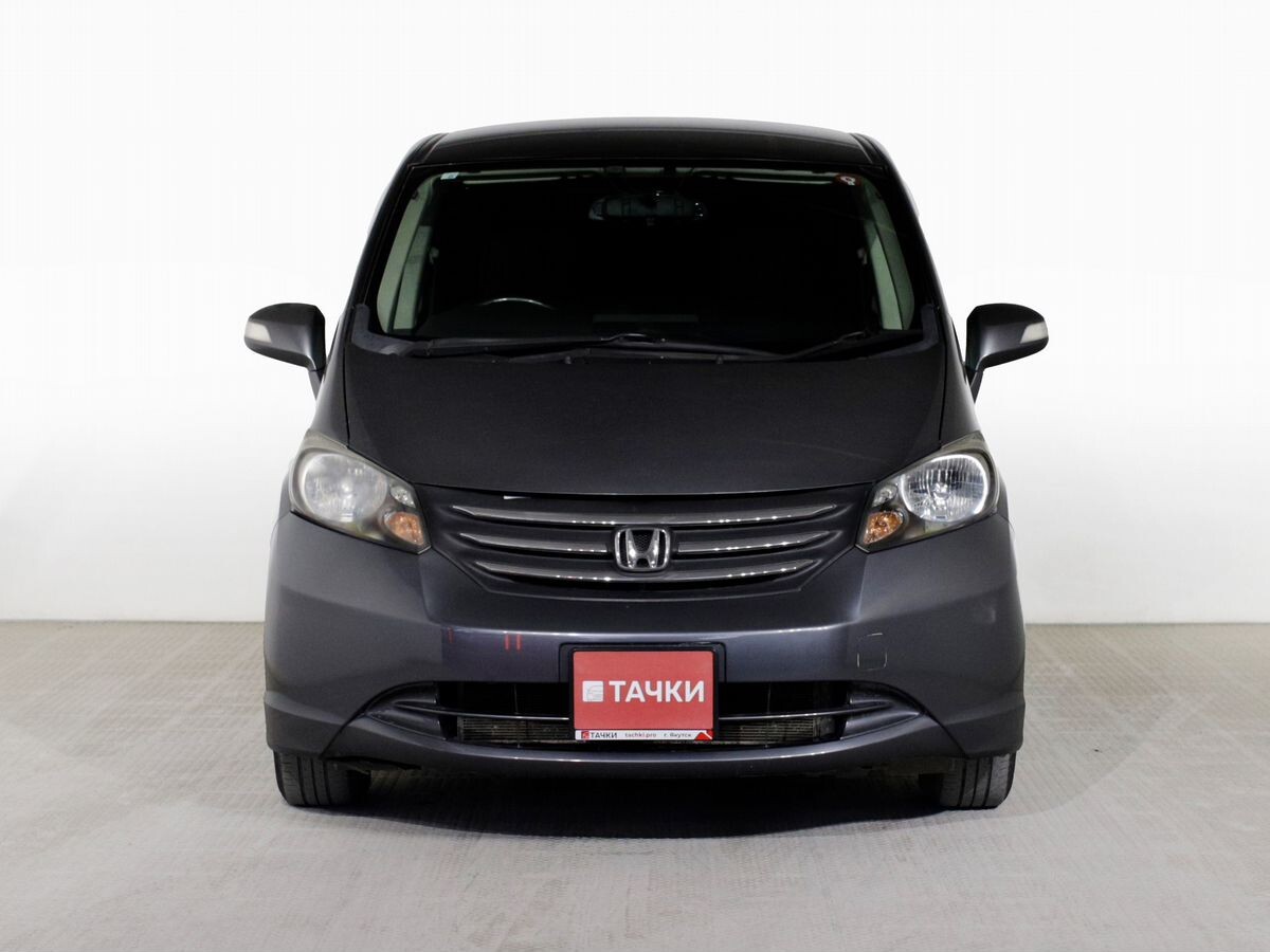 Honda Freed 2010 - фото автомобиля
