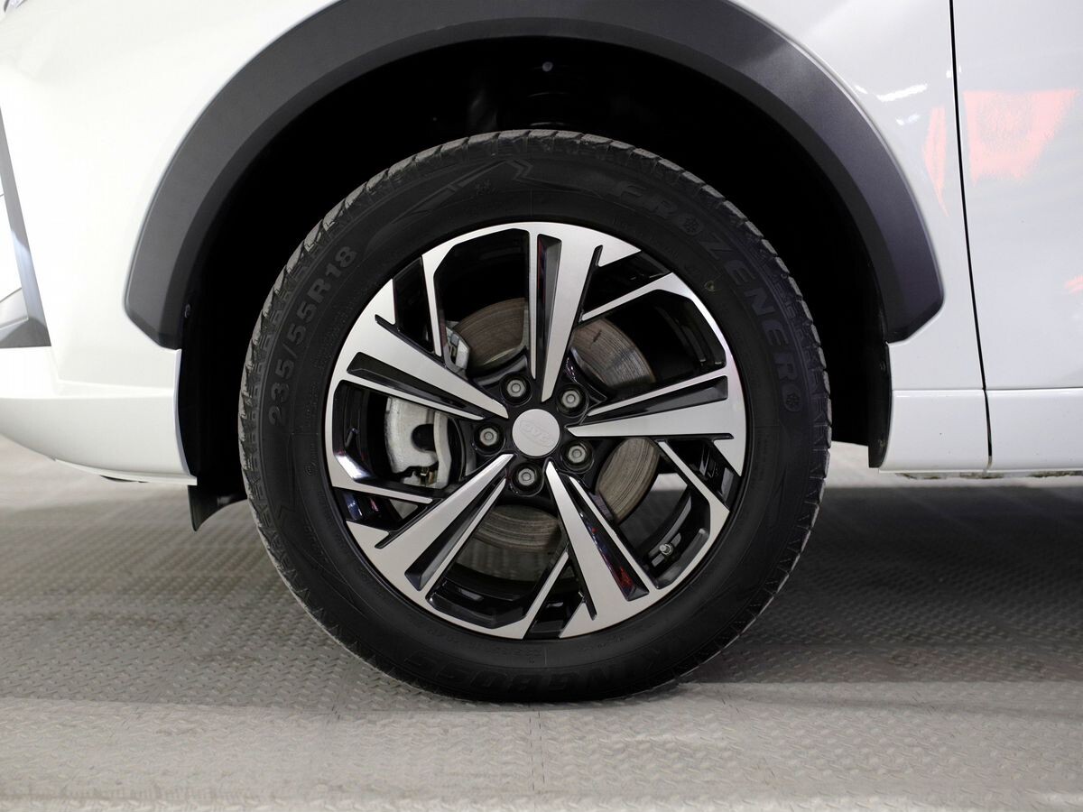 JAC JS6 2022 - фото автомобиля
