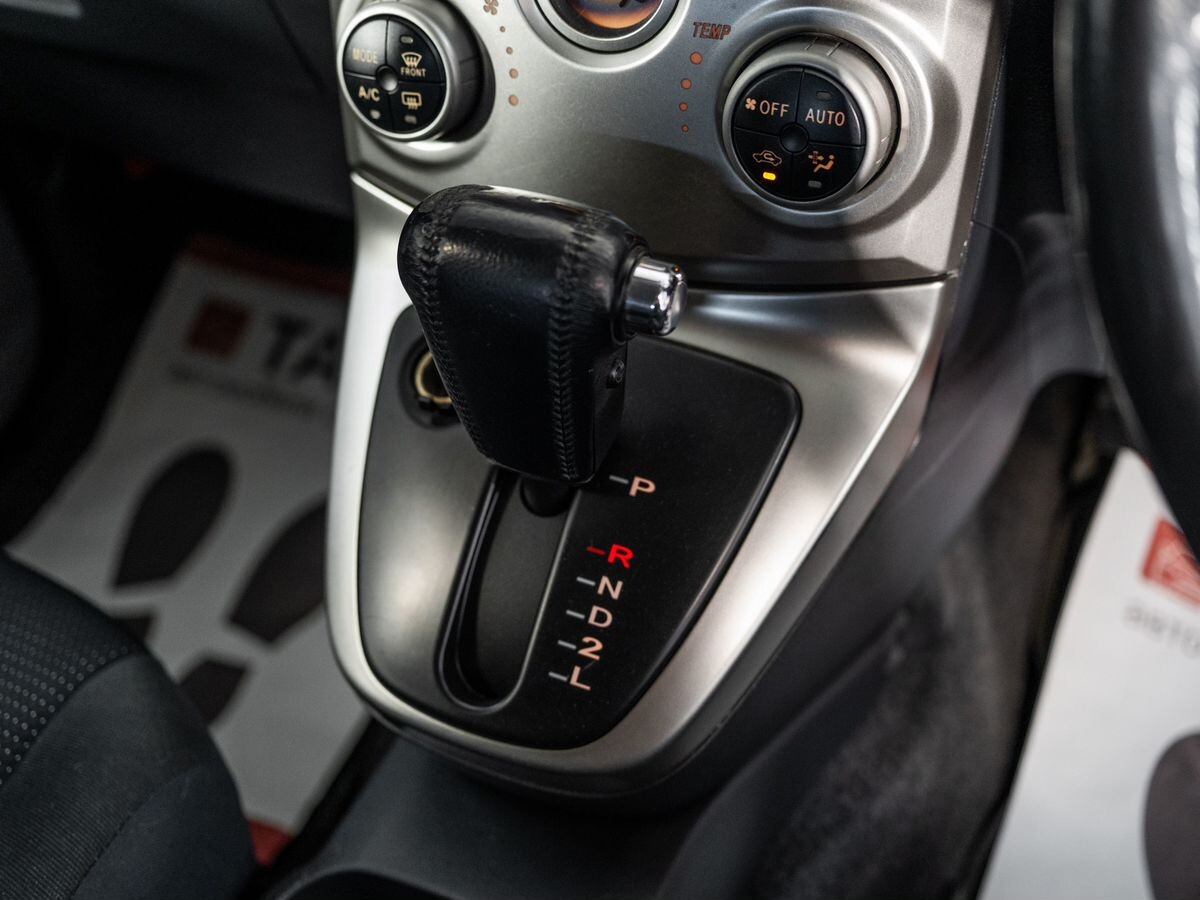 Toyota Rush 2008 - фото автомобиля