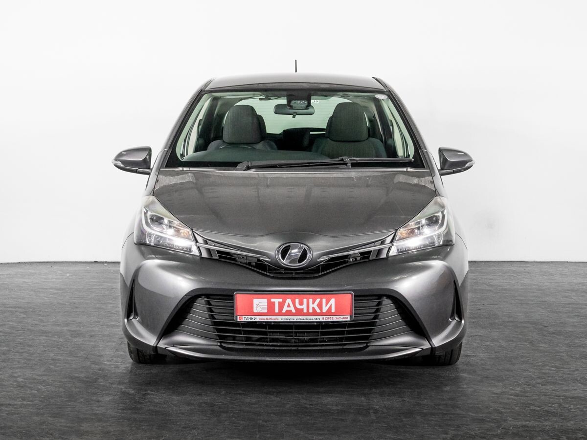 Toyota Vitz 2015 - фото автомобиля