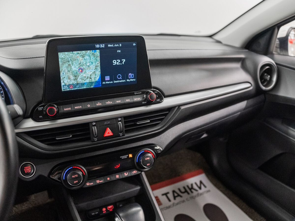 Kia K3 2021 - фото автомобиля