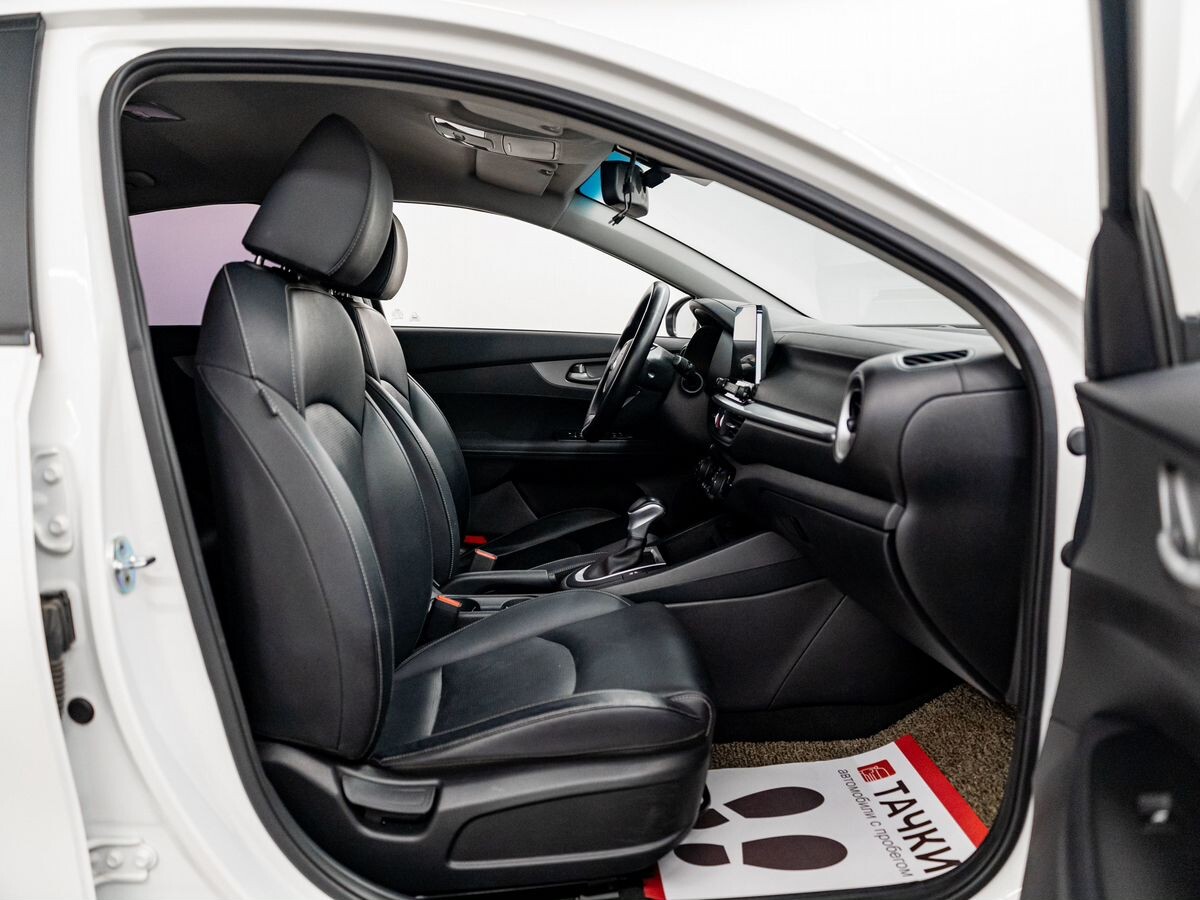 Kia K3 2021 - фото автомобиля
