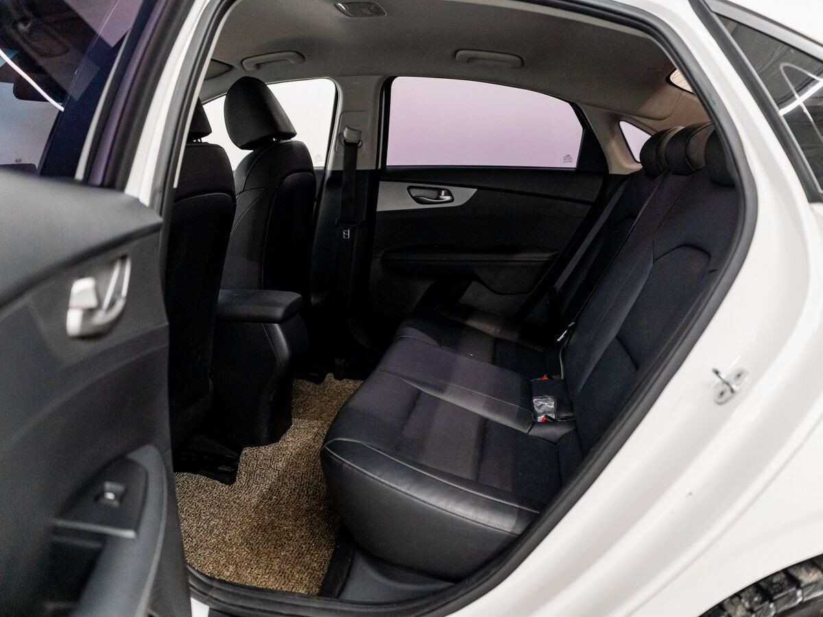 Kia K3 2021 - фото автомобиля