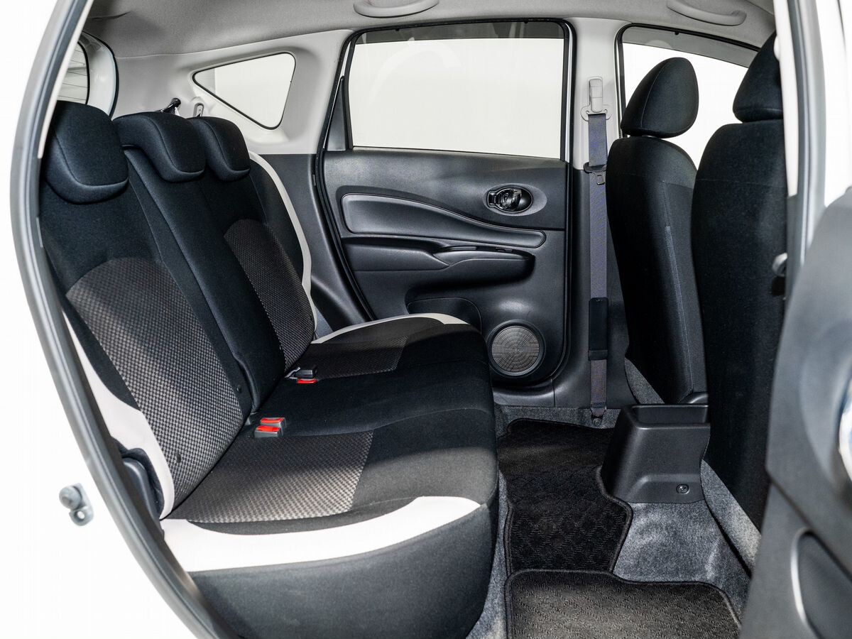 Nissan Note 2019 - фото автомобиля