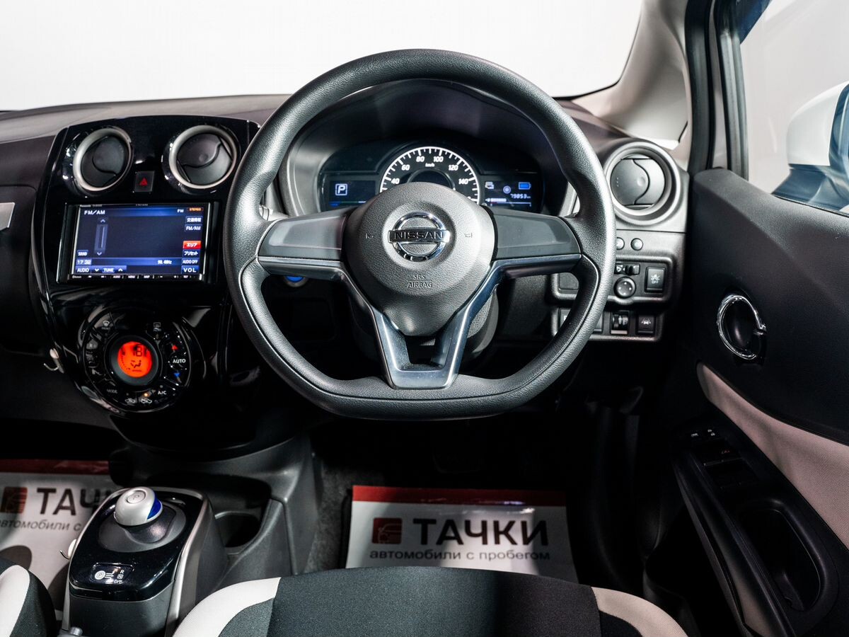 Nissan Note 2019 - фото автомобиля