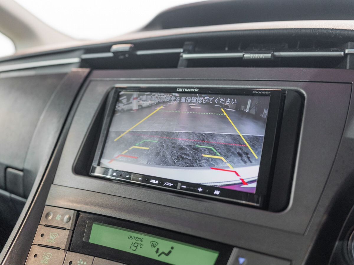 Toyota Prius 2012 - фото автомобиля