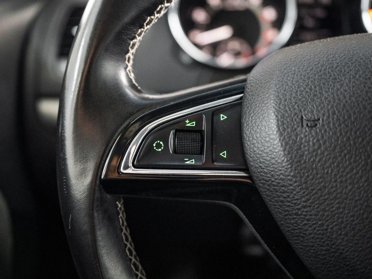 Skoda Yeti 2017 - фото автомобиля
