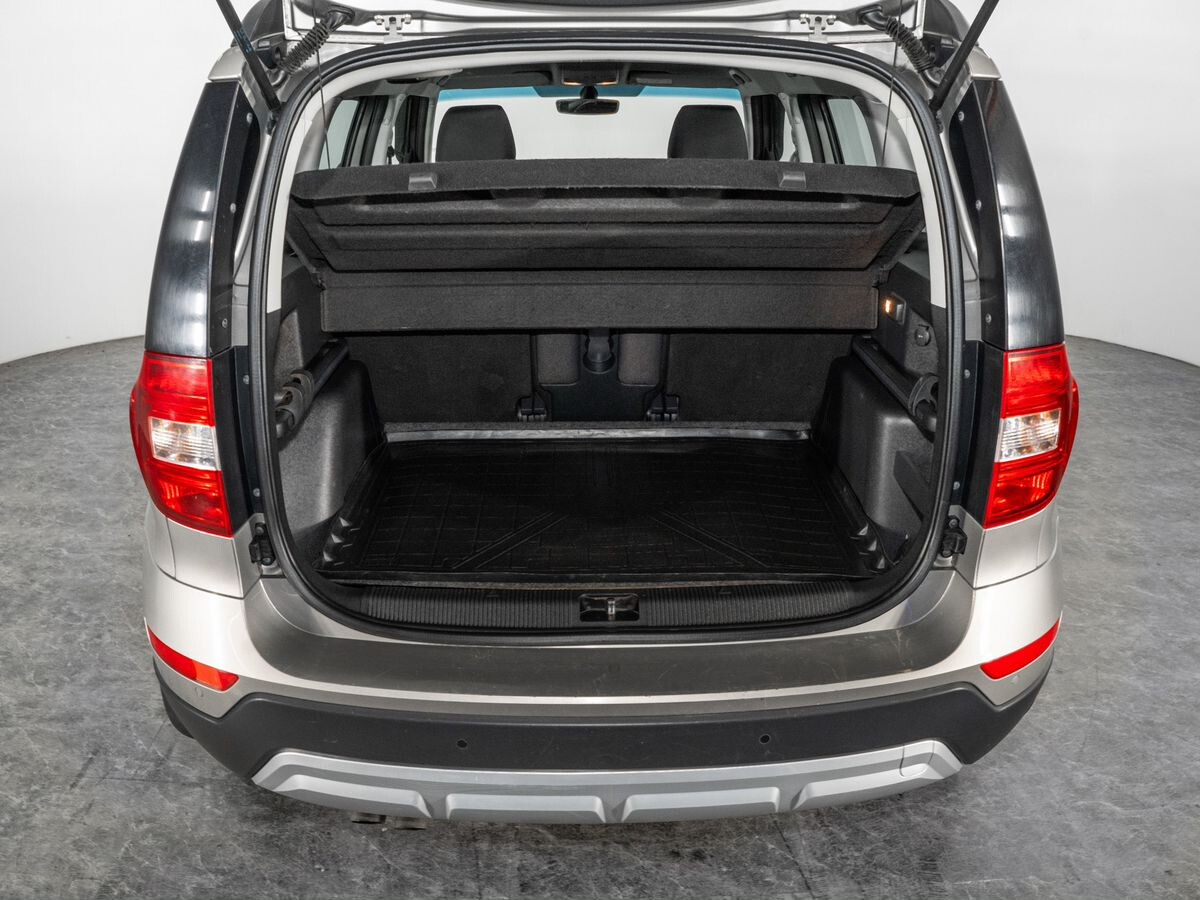 Skoda Yeti 2017 - фото автомобиля