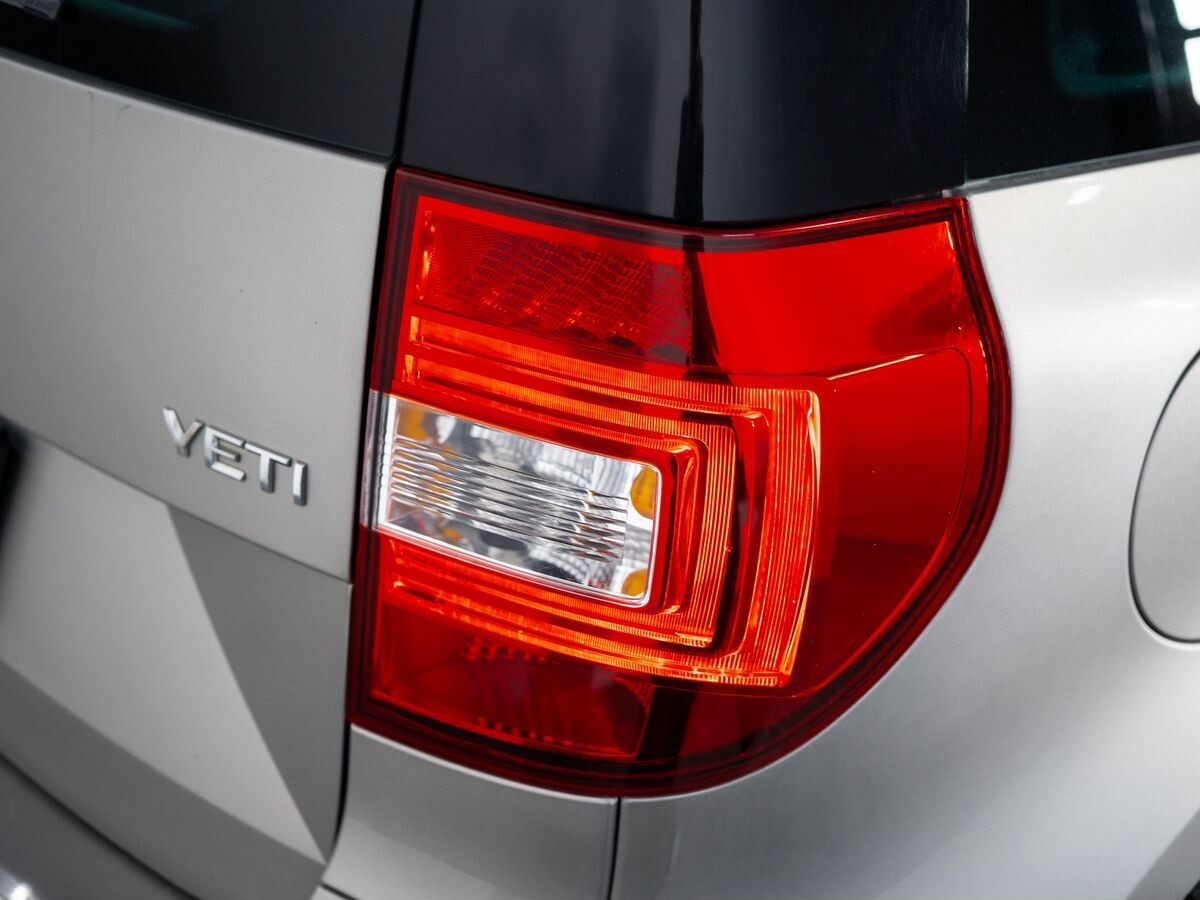 Skoda Yeti 2017 - фото автомобиля