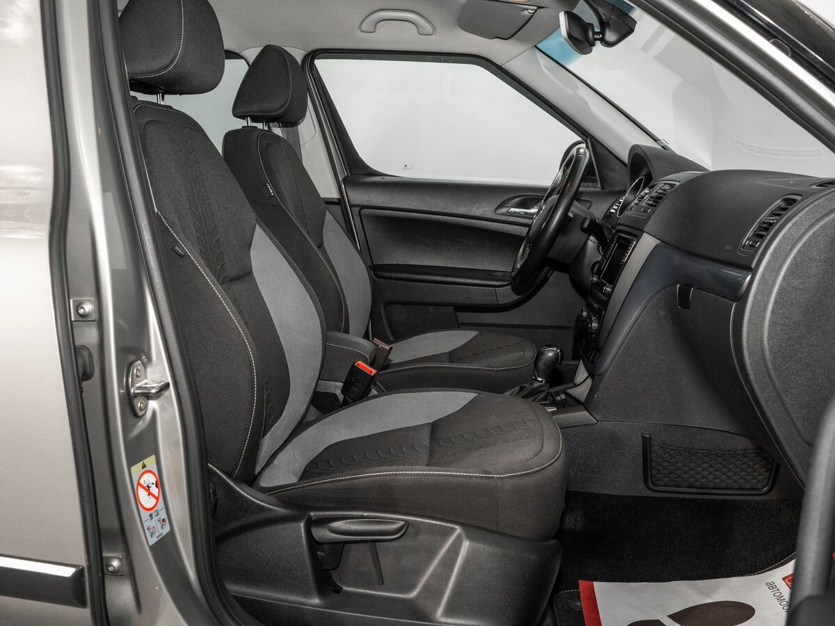 Skoda Yeti 2017 - фото автомобиля