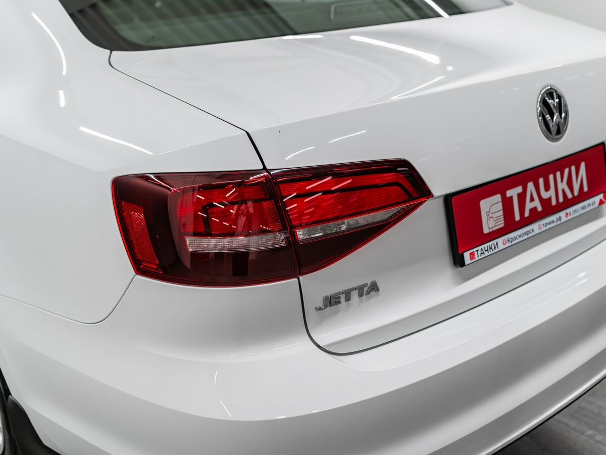 Volkswagen Jetta 2017 - фото автомобиля