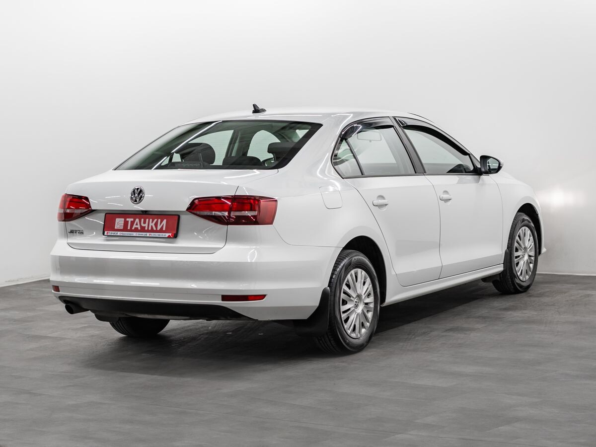 Volkswagen Jetta 2017 - фото автомобиля