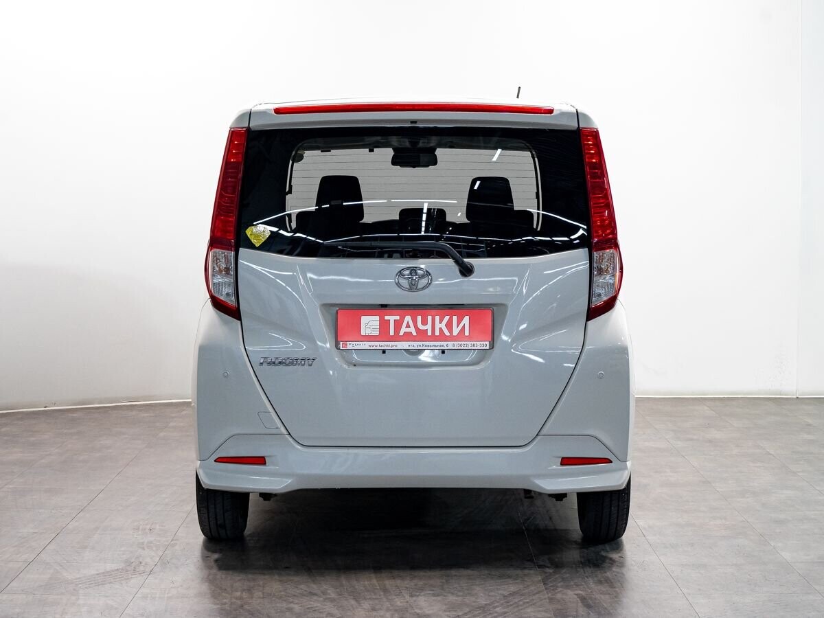 Toyota Roomy 2021 - фото автомобиля