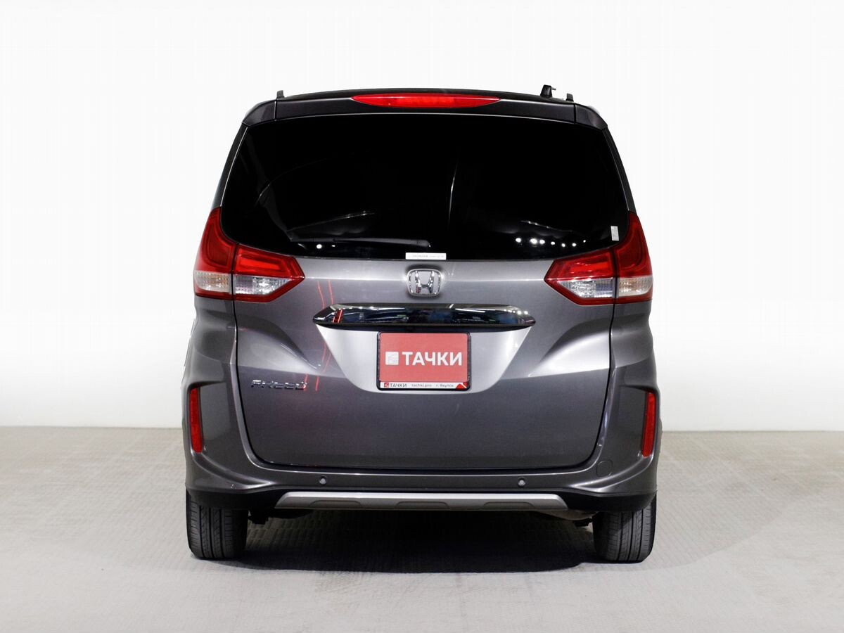 Honda Freed 2022 - фото автомобиля