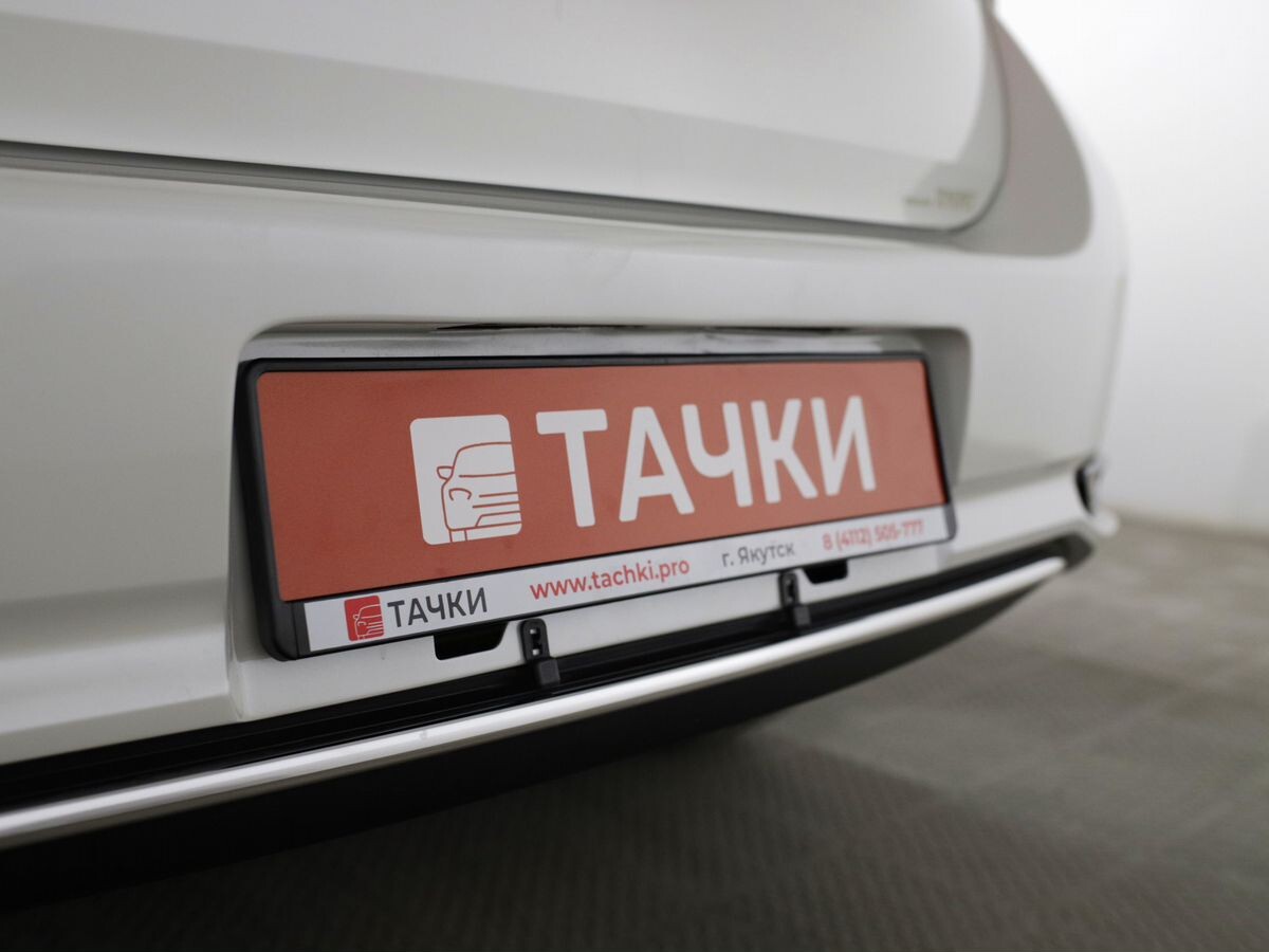 Toyota Auris 2016 - фото автомобиля