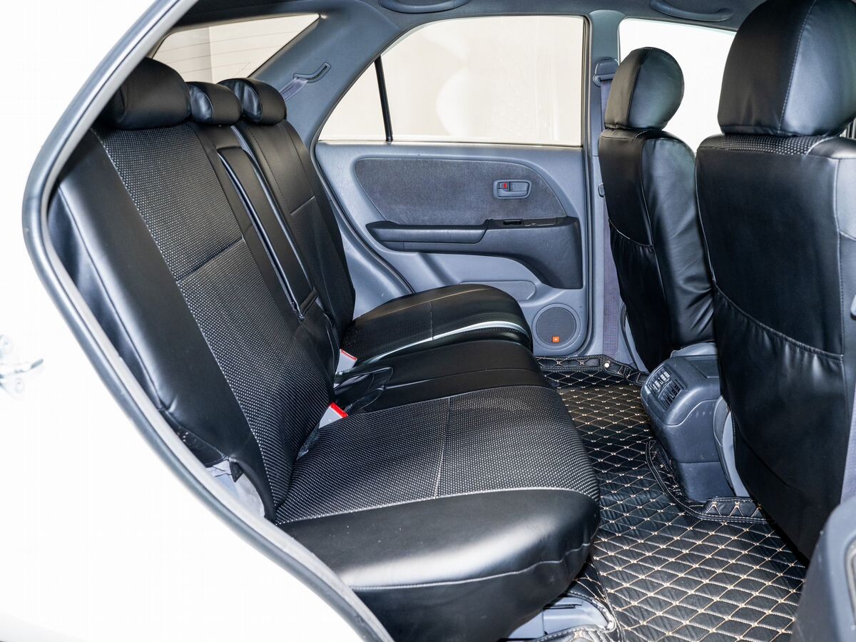 Toyota Harrier 2000 - фото автомобиля